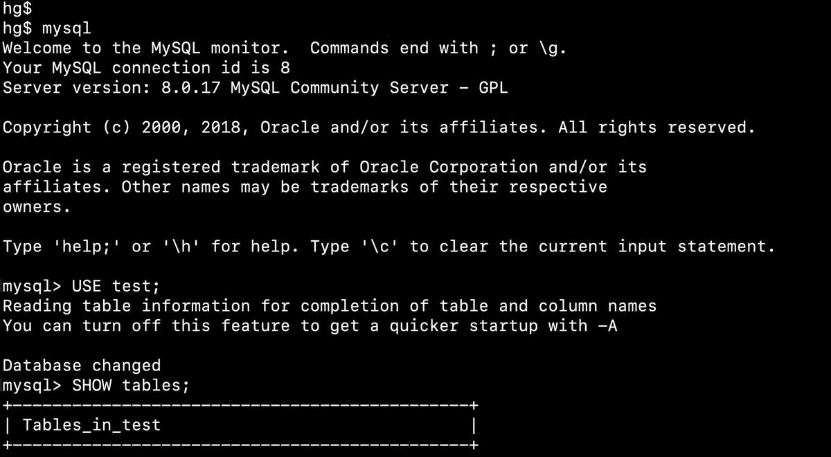 Černé okno terminálu s klientem mysql, který hlásí server MySQL 8.0.17 Community a vypisuje tabulky databáze test